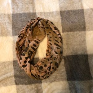 Infinity scarf